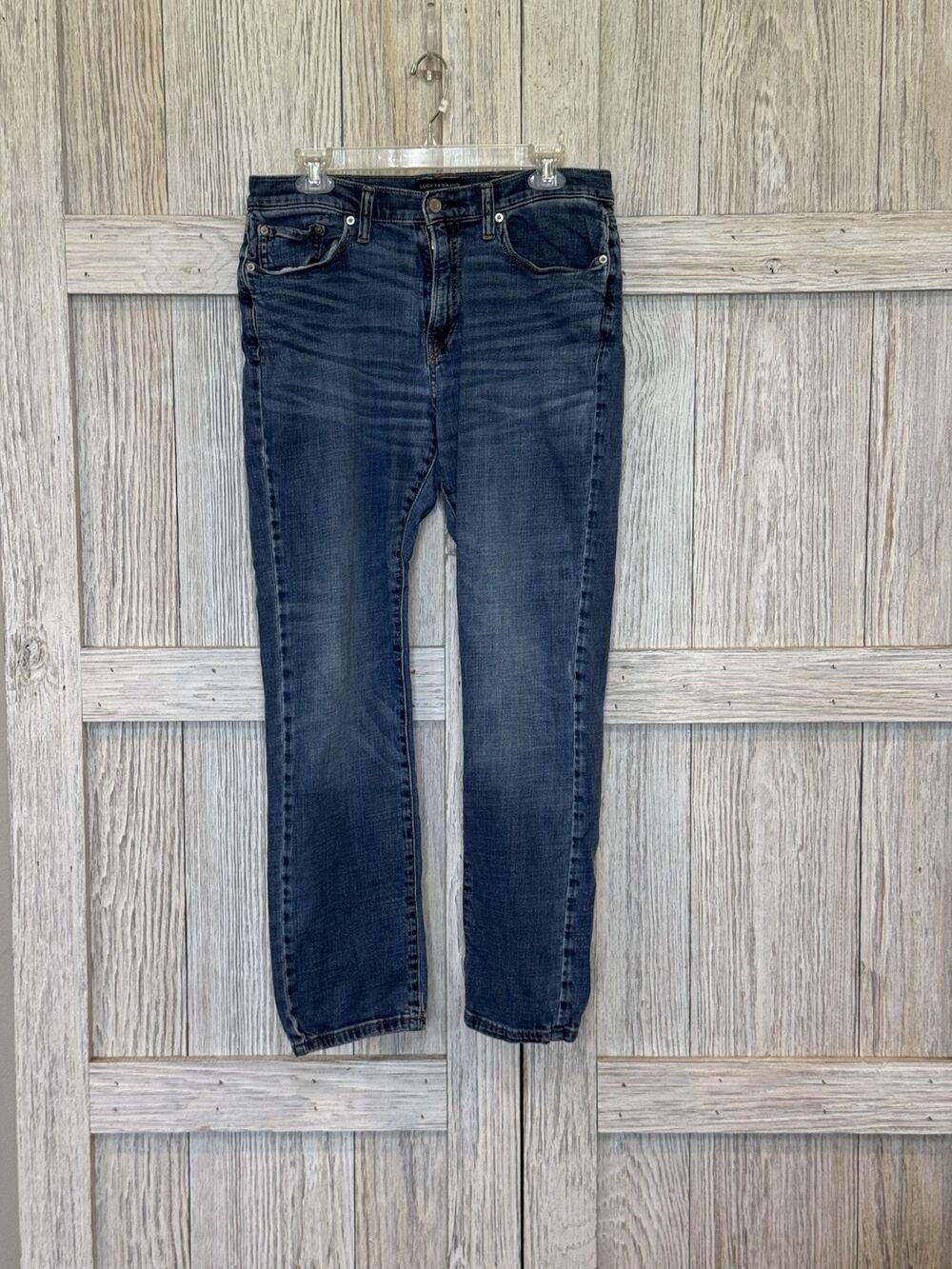 Lucky Brand 410 Athletic Straight Slim Jeans Mens 31x32 Blue Denim Pants